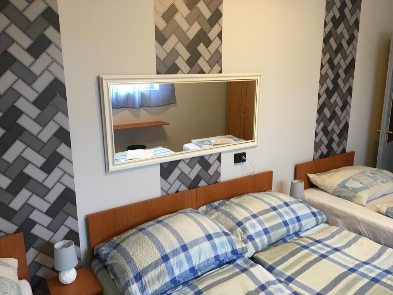 Stella Vendeghaz Otel Debrecen Dış mekan fotoğraf