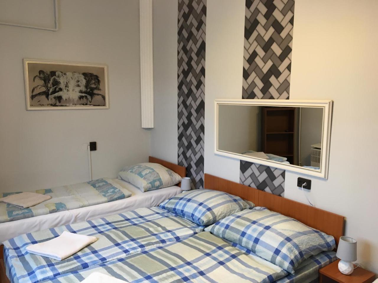 Stella Vendeghaz Otel Debrecen Dış mekan fotoğraf